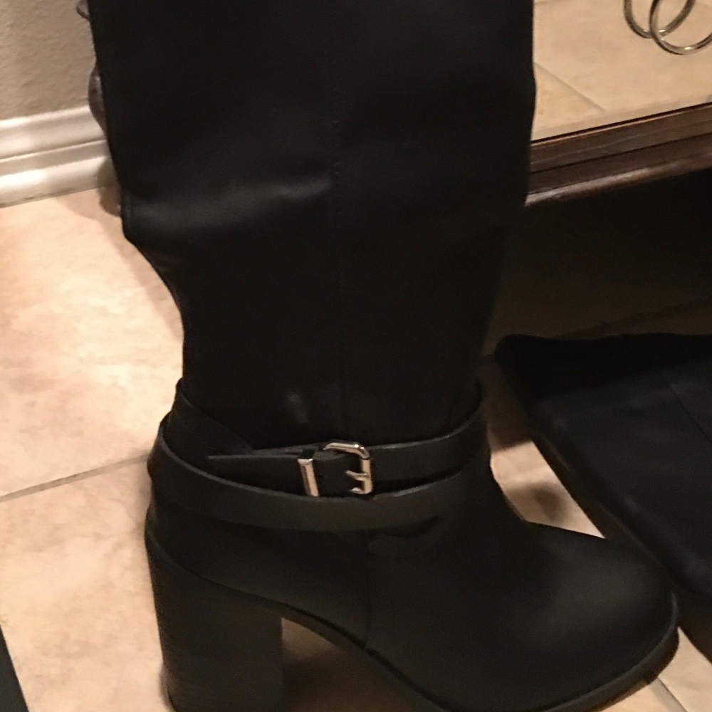 Knee High Boots. Never worn. Size 6.5.